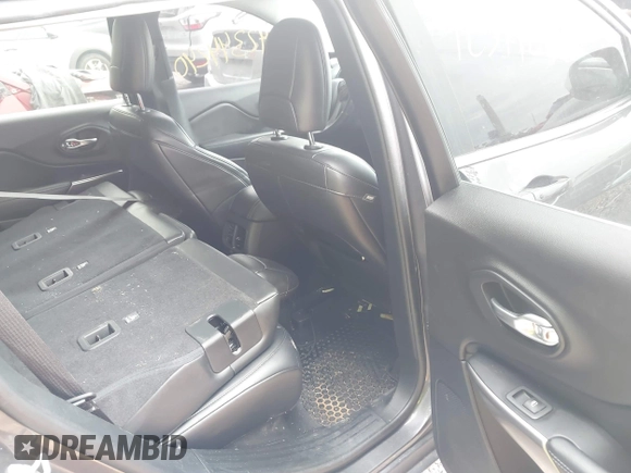2020 Jeep Cherokee Latitude Plus with VIN 1C4PJMLBXLD580130, listed as a IAAI auction lot 42344240 with 82,814 mi miles and . Bid and sale history available at DreamBid. Image 8.