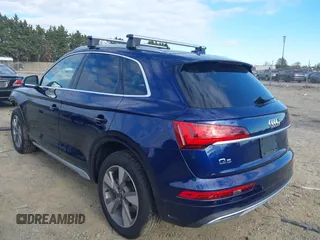 2024 Audi Q5 Premium with VIN WA1ABAFYXR2004201, listed as a IAAI auction lot 40997985 with 9,084 mi miles and . Bid and sale history available at DreamBid. Image 3.