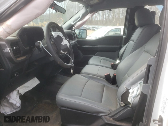 2024 Ford F-150 XL z VIN 1FTEX1KP2RKE07403, wystawiony jako Copart lot #84509914 z przebiegiem 6 603 mil mil oraz Szkoda całkowita • Salvage title. Historia ofert i sprzedaży dostępna na DreamBid. Obrazek 7.