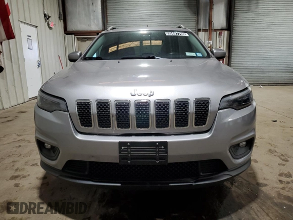 2019 Jeep Cherokee Latitude Plus with VIN 1C4PJMLB3KD177430, listed as a Copart auction lot 50407755 with 74,027 mi miles and Clean Title. Bid and sale history available at carsss.com. Image 5.