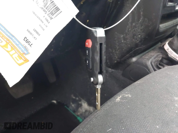2019 Jeep Wrangler Unlimited Sahara with VIN 1C4HJXEG0KW577917, listed as a IAAI auction lot 41993670 with 90,584 mi miles and . Bid and sale history available at DreamBid. Image 11.