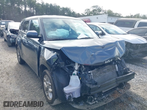 2022 Kia Soul LX with VIN KNDJ23AUXN7836205, listed as a IAAI auction lot 41525234 with 43,700 mi miles and . Bid and sale history available at DreamBid. Image 1.