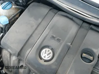 2010 Volkswagen Jetta SE with VIN 3VWTX7AJ9AM604277, listed as a IAAI auction lot 41048631 with 103,246 mi miles and . Bid and sale history available at DreamBid. Image 22.