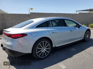 2022 Mercedes-Benz EQS with VIN W1KCG2DB2NA009080, listed as a Copart auction lot 49913344 with 8,263 mi miles. Bid and sale history available at carsss.com. Image 3.