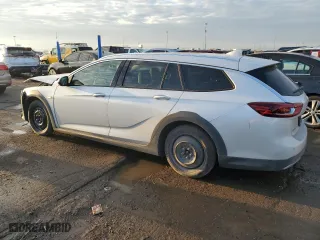 2018 Buick Regal TourX Essence with VIN W04GV8SXXJ1167612, listed as a Copart auction lot 84290234 with 49,378 mi miles and Clean Title. Bid and sale history available at carsss.com. Image 2.