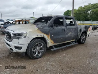2020 Ram 1500 Limited z VIN 1C6RREHTXLN246058, wystawiony jako Copart lot #55745645 z przebiegiem Nie podano mil oraz Nie do naprawy • Non repairable. Historia ofert i sprzedaży dostępna na DreamBid. Obrazek 1.