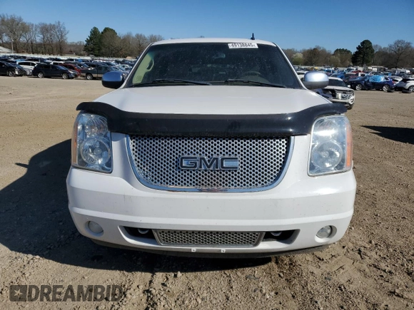 2007 GMC Yukon XL SLT with VIN 1GKFK16377R377463, listed as a Copart auction lot 49138845 with 240,450 mi miles and Salvage Title. Bid and sale history available at DreamBid. Image 5.