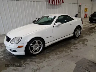 2003 Mercedes-Benz SLK with VIN WDBKK66F13F285051, listed as a Copart auction lot 71373674 with 76,094 mi miles and Salvage title. Bid and sale history available at DreamBid. Image 1.