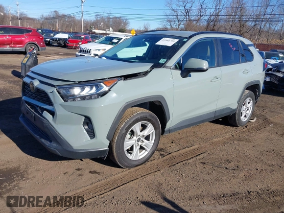 2021 Toyota RAV4 XLE with VIN 2T3W1RFV8MW152785, listed as a IAAI auction lot 41401709 with 55,069 mi miles. Bid and sale history available at carsss.com. Image 17.