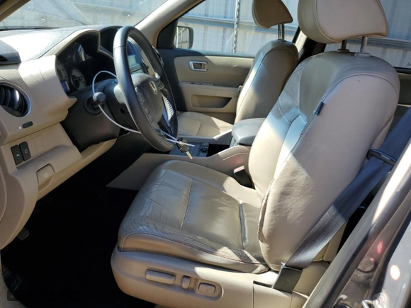 2009 Honda Pilot Touring with VIN 5FNYF38899B025698, listed as a Copart auction lot 76796014 with 279,526 mi miles and Salvage Title. Bid and sale history available at carsss.com. Image 7.