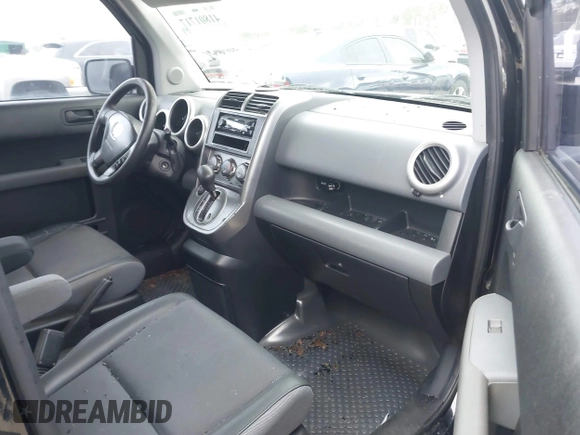 2004 Honda Element EX with VIN 5J6YH18674L007553, listed as a IAAI auction lot 41801717 with 251,458 mi miles and . Bid and sale history available at DreamBid. Image 5.