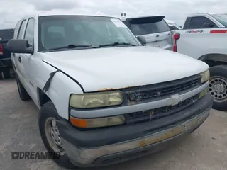 2003 Chevrolet Tahoe LS with VIN 1GNEC13V83R261152, listed as a IAAI auction lot 42546536 with 50,695 mi miles and . Bid and sale history available at DreamBid. Image 1.