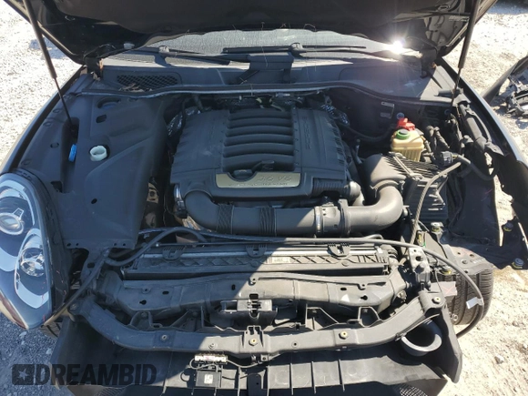 2018 Porsche Cayenne z VIN WP1AA2A23JKA00043, wystawiony jako Copart lot #51791315 z przebiegiem 71 733 mil mil oraz Szkoda całkowita • Salvage title. Historia ofert i sprzedaży dostępna na DreamBid. Obrazek 12.