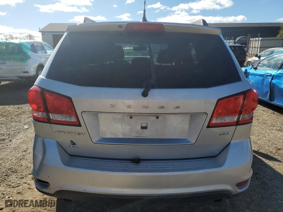 2014 Dodge Journey SXT with VIN 3C4PDCBG2ET149552, listed as a Copart auction lot 76326984 with 221,000 mi miles and Clean Title. Bid and sale history available at carsss.com. Image 6.
