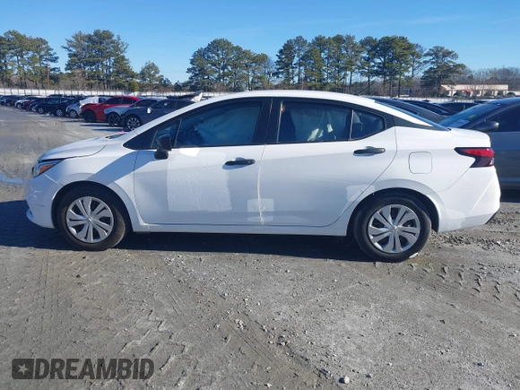 2020 Nissan Versa S z VIN 3N1CN8DV7LL860331, wystawiony jako IAAI lot #41259933 z przebiegiem 78 447 mil mil oraz . Historia ofert i sprzedaży dostępna na DreamBid. Obrazek 14.