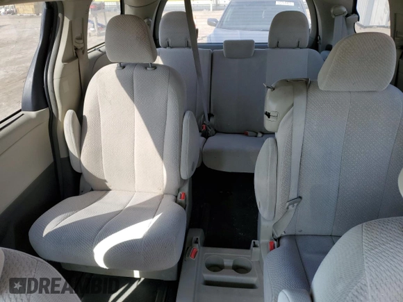 2011 Toyota Sienna LE AAS with VIN 5TDKK3DC3BS034703, listed as a Copart auction lot 52308735 with 189,822 mi miles and Salvage Title. Bid and sale history available at DreamBid. Image 10.