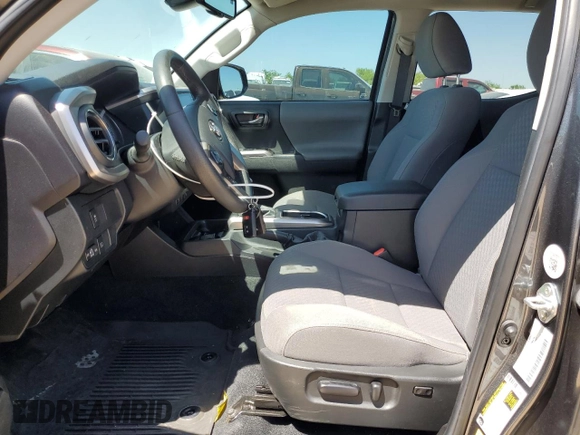2023 Toyota Tacoma SR5 z VIN 3TYAZ5CN1PT035205, wystawiony jako Copart lot #52236045 z przebiegiem 10 752 mil mil oraz Czysty tytuł • Clean title. Historia ofert i sprzedaży dostępna na DreamBid. Obrazek 7.