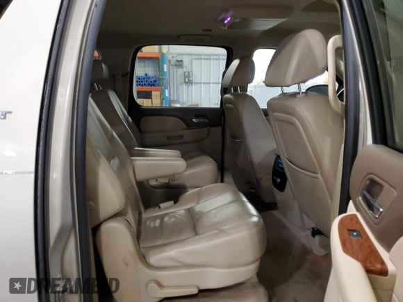 2007 GMC Yukon XL SLT with VIN 1GKFK16307J310654, listed as a Copart auction lot 47394195 with 197,988 mi miles and Salvage Title. Bid and sale history available at carsss.com. Image 11.