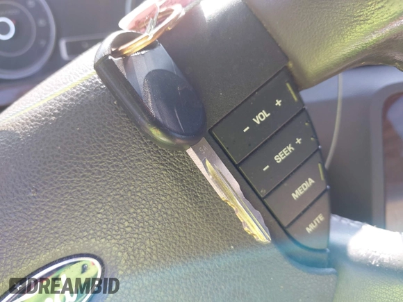 2008 Ford Taurus SEL with VIN 1FAHP24W58G141289, listed as a IAAI auction lot 42176863 with 263,720 mi miles and . Bid and sale history available at DreamBid. Image 11.