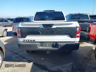 2021 Nissan Titan Pro-4X with VIN 1N6AA1ED5MN533759, listed as a IAAI auction lot 41203812 with 39,154 mi miles and . Bid and sale history available at DreamBid. Image 17.