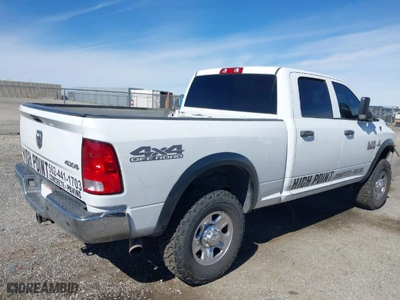 2018 Ram 2500 Tradesman with VIN 3C6UR5CL1JG341311, listed as a IAAI auction lot 41574252 with 117,635 mi miles. Bid and sale history available at carsss.com. Image 4.