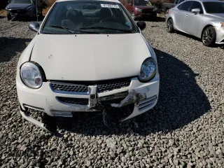 2004 Dodge Neon SE z VIN 1B3ES26C74D586001, wystawiony jako Copart lot #47102775 z przebiegiem 159 878 mil mil oraz Szkoda całkowita • Salvage title. Historia ofert i sprzedaży dostępna na DreamBid. Obrazek 5.
