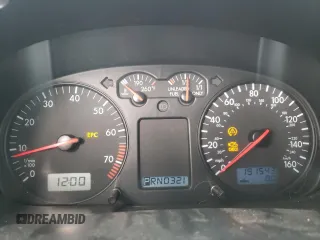 2002 Volkswagen EuroVan MV с VIN WV2NB47052H015757, выставлен на аукционе Copart как лот 81666434 с пробегом 191 543 миль миль и Чистый • Clean title. История ставок и продаж доступна на DreamBid. Изображение 9.