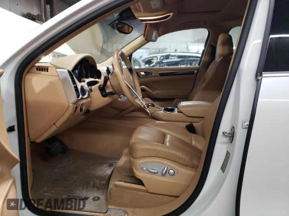 2015 Porsche Cayenne Diesel with VIN WP1AF2A28FLA41058, listed as a Copart auction lot 48306825 with 72,011 mi miles and Salvage title. Bid and sale history available at DreamBid. Image 7.