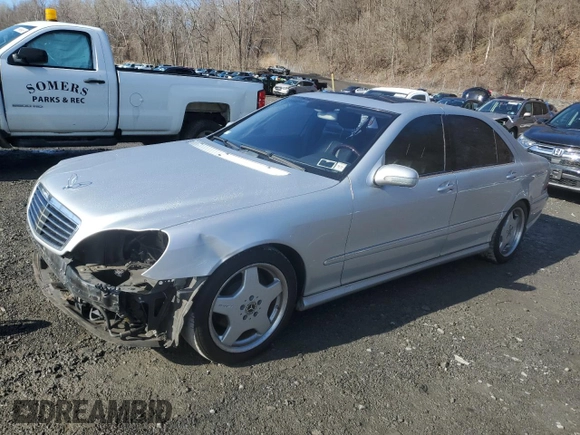 2001 Mercedes-Benz S-Class with VIN WDBNG75J11A162631, listed as a Copart auction lot 52103705 with 215,870 mi miles and Salvage Title. Bid and sale history available at carsss.com. Image 1.