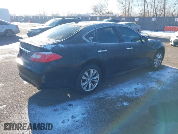 2011 Infiniti M with VIN JN1BY1AR6BM375099, listed as a IAAI auction lot 41451079 with 228,226 mi miles and . Bid and sale history available at carsss.com. Image 4.