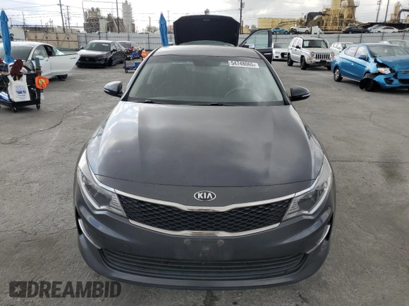2018 Kia Optima LX z VIN KNAGT4L34J5213019, wystawiony jako Copart lot #54748065 z przebiegiem 97 798 mil mil oraz Szkoda całkowita • Salvage title. Historia ofert i sprzedaży dostępna na DreamBid. Obrazek 5.