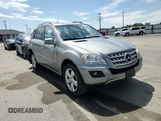 2011 Mercedes-Benz M 350 z VIN 4JGBB8GB3BA737632, wystawiony jako Copart lot #57589175 z przebiegiem 187 828 mil mil oraz Szkoda całkowita • Salvage title. Historia ofert i sprzedaży dostępna na DreamBid. Obrazek 14.