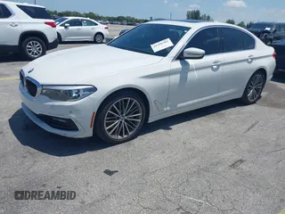 2018 BMW 5 Series 540i с VIN WBAJE5C5XJWA96101, выставлен на аукционе IAAI как лот 42268201 с пробегом 111 626 миль миль и . История ставок и продаж доступна на DreamBid. Изображение 17.