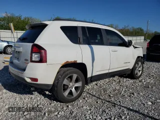 2017 Jeep Compass High Altitude with VIN 1C4NJCEB1HD199112, listed as a Copart auction lot 55627155 with 184,536 mi miles and Salvage title. Bid and sale history available at DreamBid. Image 3.