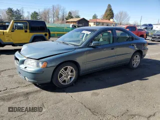 2005 Volvo S60 with VIN YV1RH592052442462, listed as a Copart auction lot 50829495 with 143,983 mi miles and Salvage Title. Bid and sale history available at carsss.com. Image 1.