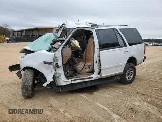 1999 Ford Expedition XLT with VIN 1FMRU1767XLA71700, listed as a Copart auction lot 44489315 with Not provided miles and Non repairable. Bid and sale history available at DreamBid. Image 1.