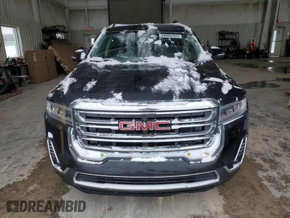2020 GMC Acadia SLT with VIN 1GKKNULS6LZ132957, listed as a Copart auction lot 44525725 with 140,060 mi miles and Salvage Title. Bid and sale history available at DreamBid. Image 5.