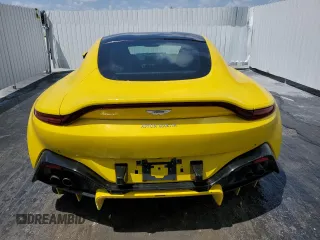 2019 Aston Martin Vantage z VIN SCFSMGAW6KGN01897, wystawiony jako Copart lot #51802505 z przebiegiem Nie podano mil oraz Szkoda całkowita • Salvage title. Historia ofert i sprzedaży dostępna na DreamBid. Obrazek 6.