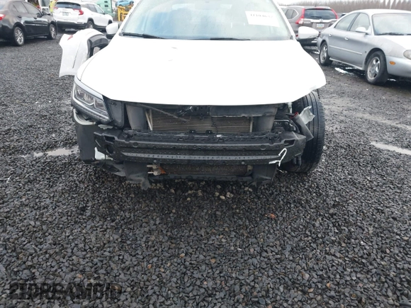 2017 Volkswagen Passat SE with VIN 1VWBT7A35HC025257, listed as a IAAI auction lot 41104637 with 48,066 mi miles and . Bid and sale history available at DreamBid. Image 6.