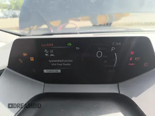 2024 Toyota Prius LE z VIN JTDADABU4R3013862, wystawiony jako Copart lot #74573904 z przebiegiem 6 mil mil oraz Czysty tytuł • Clean title. Historia ofert i sprzedaży dostępna na DreamBid. Obrazek 8.