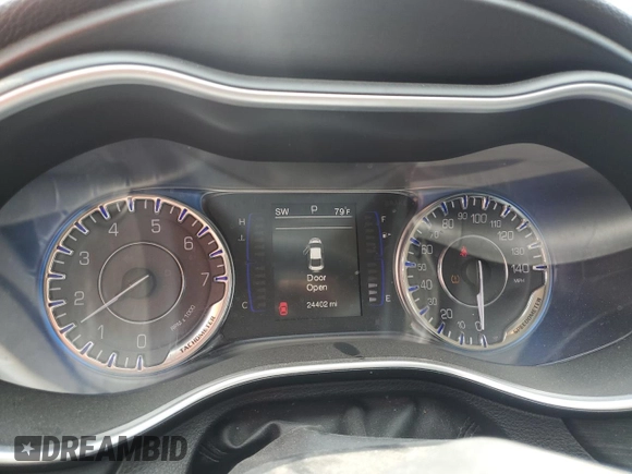 2015 Chrysler 200 Limited z VIN 1C3CCCAB6FN651994, wystawiony jako Copart lot #55987865 z przebiegiem 24 402 mil mil oraz Szkoda całkowita • Salvage title. Historia ofert i sprzedaży dostępna na DreamBid. Obrazek 9.