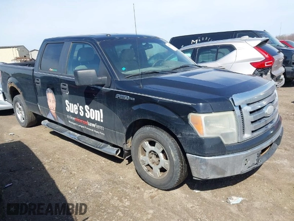 2009 Ford F-150 XL with VIN 1FTPW12V89FB42814, listed as a IAAI auction lot 41831105 with 234,982 mi miles. Bid and sale history available at carsss.com. Image 1.