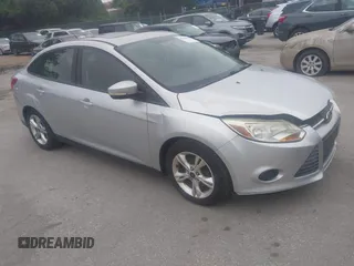 2013 Ford Focus SE с VIN 1FADP3F24DL323386, выставлен на аукционе IAAI как лот 42544446 с пробегом 174 465 миль миль и . История ставок и продаж доступна на DreamBid. Изображение 1.