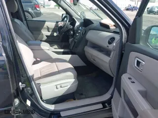 2013 Honda Pilot EX-L with VIN 5FNYF3H50DB036488, listed as a IAAI auction lot 41785377 with 1 mi miles. Bid and sale history available at carsss.com. Image 5.