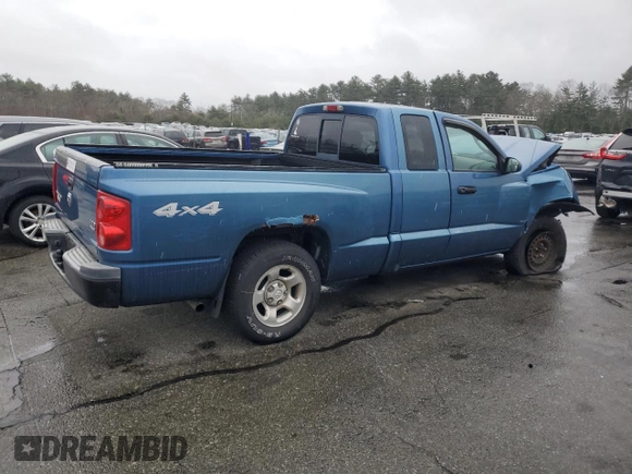 2005 Dodge Dakota с VIN 1D7HW22N85S164328, выставлен на аукционе Copart как лот 50151155 с пробегом Не указан миль и Списание • Salvage title. История ставок и продаж доступна на DreamBid. Изображение 3.