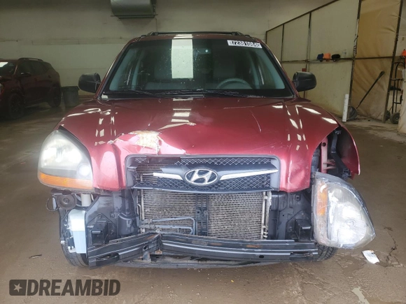 2009 Hyundai Tucson GLS with VIN KM8JM12B99U002621, listed as a Copart auction lot 72381084 with 183,797 mi miles and Clean Title. Bid and sale history available at carsss.com. Image 5.