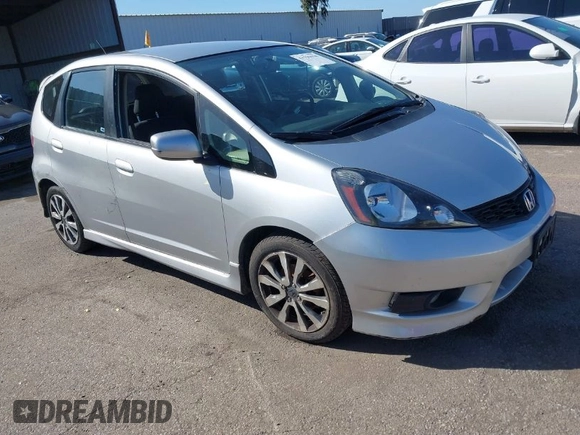2013 Honda Fit Sport с VIN JHMGE8H6XDC022677, выставлен на аукционе IAAI как лот 41799038 с пробегом Не указан миль и . История ставок и продаж доступна на DreamBid. Изображение 1.