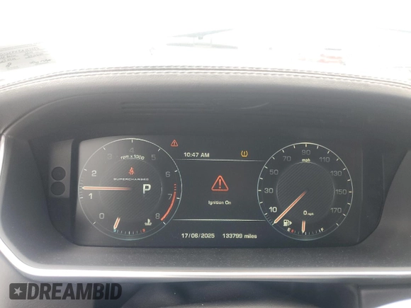 2014 Land Rover Range Rover Supercharged with VIN SALGS2EFXEA152556, listed as a Copart auction lot 61001895 with 133,799 mi miles and Salvage title. Bid and sale history available at DreamBid. Image 9.