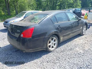 2005 Nissan Maxima SE z VIN 1N4BA41E45C831648, wystawiony jako IAAI lot #42407129 z przebiegiem 151 263 mil mil oraz . Historia ofert i sprzedaży dostępna na DreamBid. Obrazek 4.