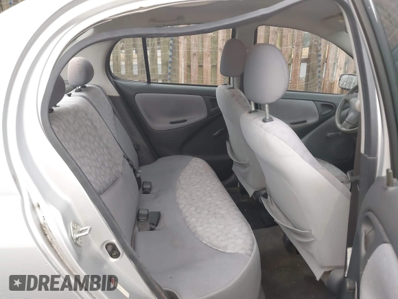 2001 Toyota ECHO z VIN JTDBT123110190714, wystawiony jako IAAI lot #41739003 z przebiegiem 105 637 mil mil oraz . Historia ofert i sprzedaży dostępna na DreamBid. Obrazek 8.